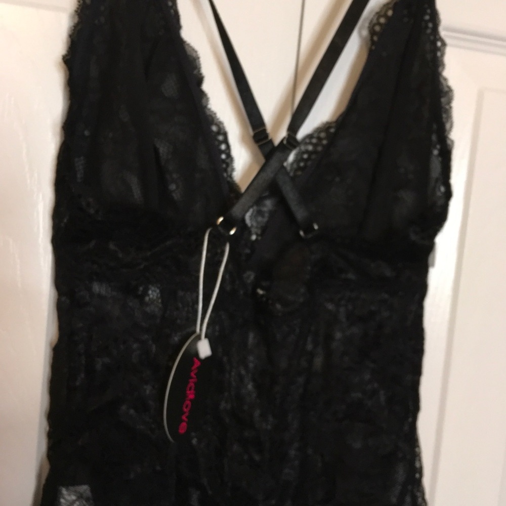 NIP AVIDLOVE BLACK LACE BODYSUIT Small